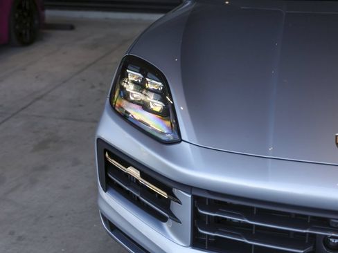 New 2026 Porsche Cayenne S AWD/4WD image 11