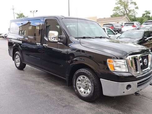 Used 2020 Nissan NV 3500 SL RWD image 1