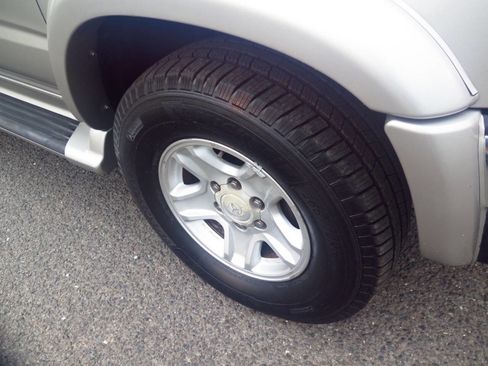 Used 2001 Toyota 4Runner SR5 RWD image 27