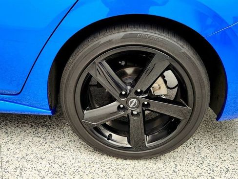 Used 2024 Nissan Sentra SR w/ SR Premium Package FWD image 9