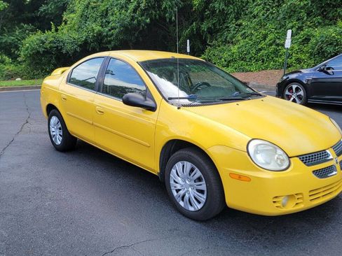 Used 2004 Dodge Neon SXT w/ Sport Appearance Group FWD image 3
