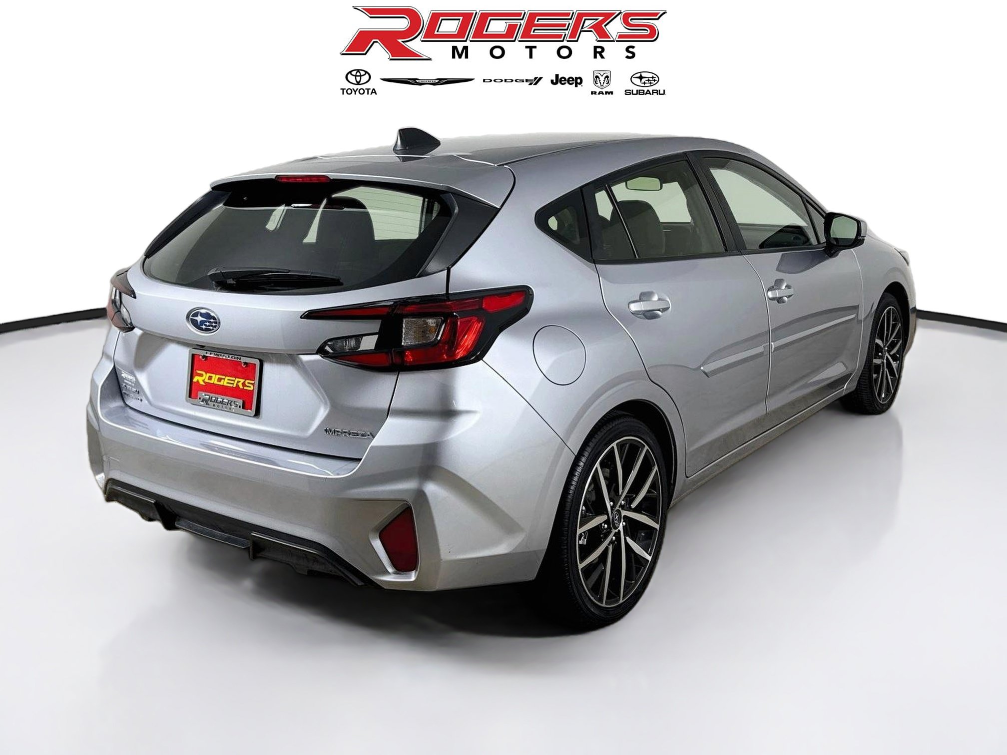 Used 2025 Subaru Impreza 2.0i Sport AWD/4WD image 8