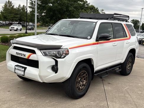 Used 2023 Toyota 4Runner 40th Anniversary SE AWD/4WD image 12
