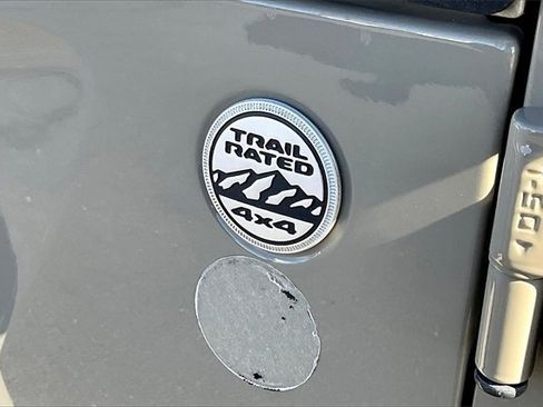 Used 2020 Jeep Gladiator Sport w/ Quick Order Package 24S image 34