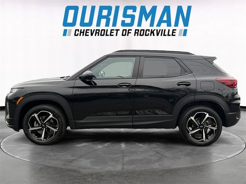 Used 2023 Chevrolet TrailBlazer RS w/ Sun and Liftgate Package image 3