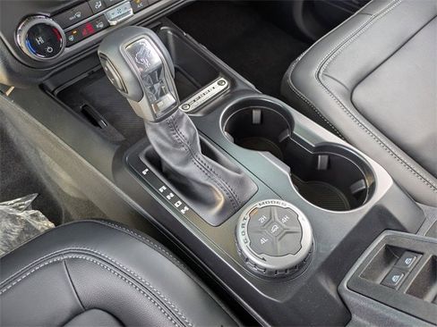 New 2025 Ford Bronco Outer Banks image 27