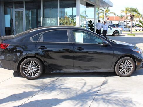 Certified 2024 Kia Forte GT-Line image 10