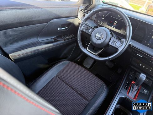 Certified 2025 Nissan Kicks SR image 15
