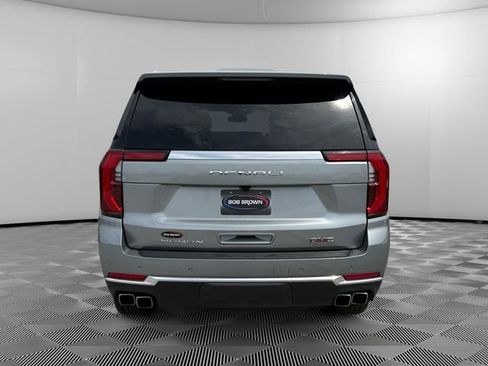 Certified 2025 GMC Yukon XL Denali AWD/4WD image 4