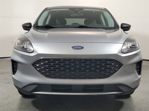 Used 2022 Ford Escape SE w/ Convenience Package image 2