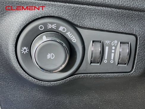 Used 2019 Jeep Compass Limited AWD/4WD image 13