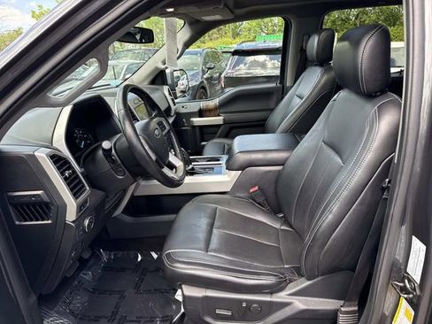 Used 2019 Ford F150 Lariat w/ Equipment Group 502A Luxury AWD/4WD image 14
