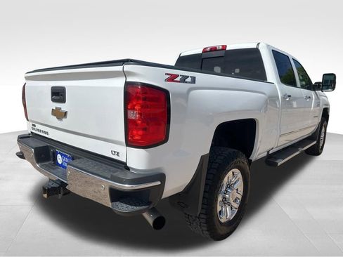 Used 2019 Chevrolet Silverado 3500 LTZ w/ Duramax Plus Package AWD/4WD image 8