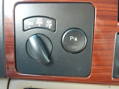 Used 2006 Ford F250 Lariat AWD/4WD image 23