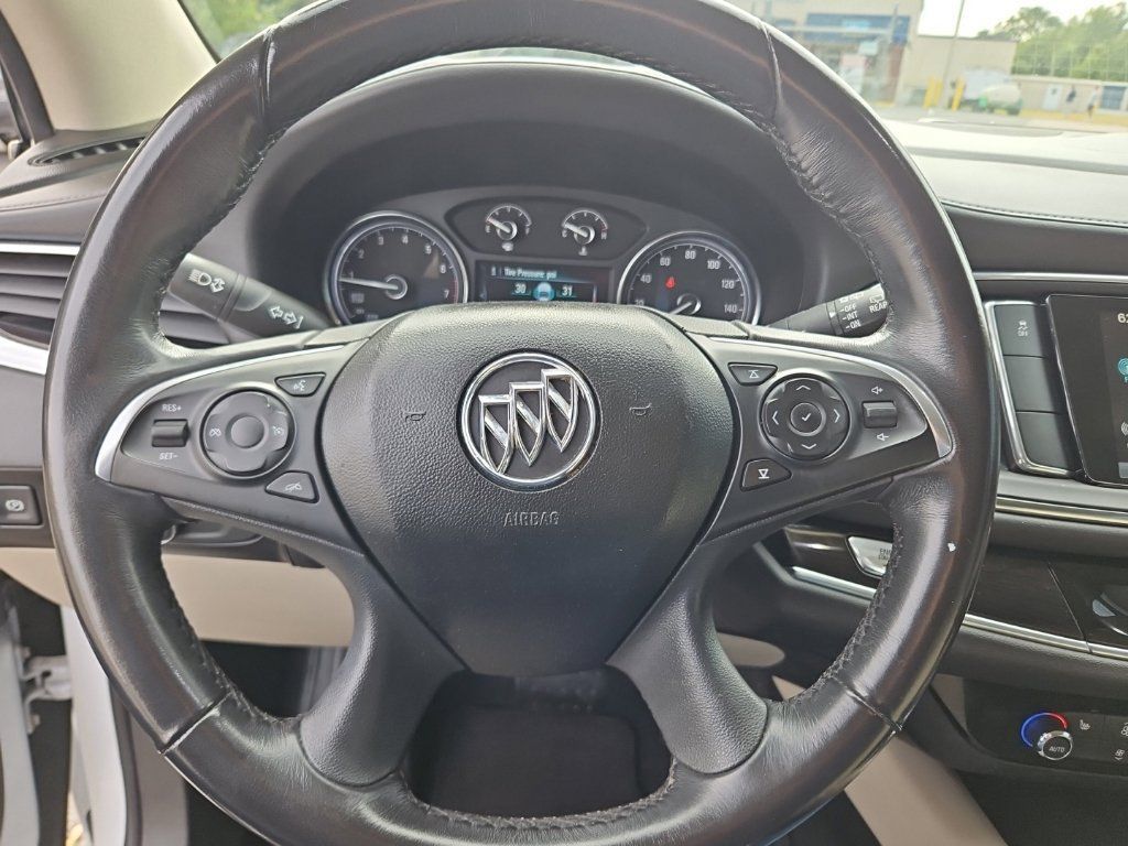 Used 2019 Buick Enclave Essence FWD image 10