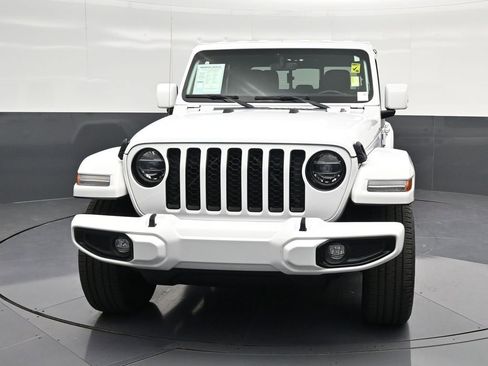 Used 2021 Jeep Gladiator Overland AWD/4WD image 6
