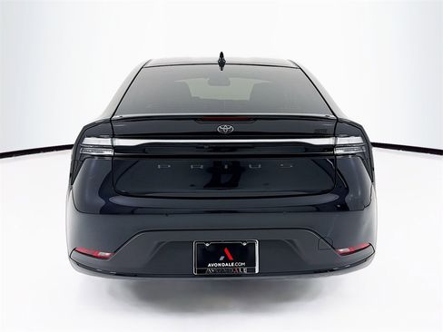 Used 2026 Toyota Prius Plug-In Hybrid image 10