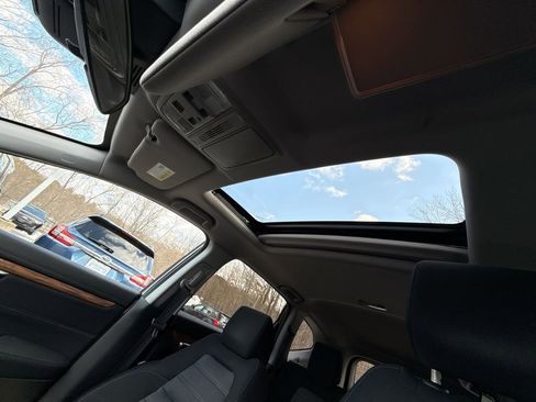 Used 2022 Honda CR-V EX image 16