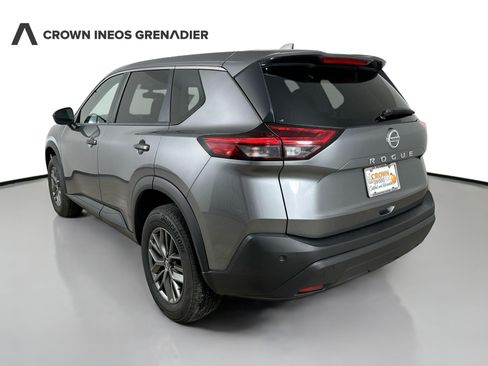 Used 2021 Nissan Rogue S FWD image 7
