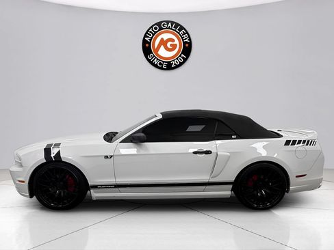 Used 2014 Ford Mustang Premium RWD image 6