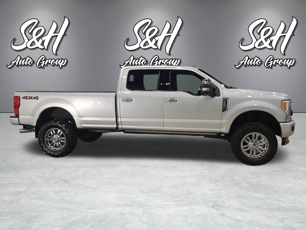 Used 2017 Ford F250 Platinum w/ Platinum Ultimate Package AWD/4WD image 28