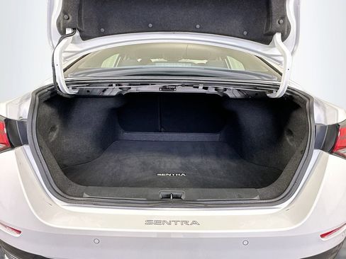Used 2024 Nissan Sentra SR image 25