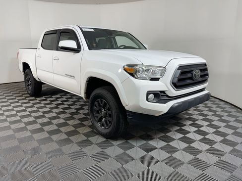 Used 2020 Toyota Tacoma SR5 image 19