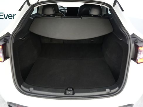 Used 2023 Tesla Model Y Long Range image 8