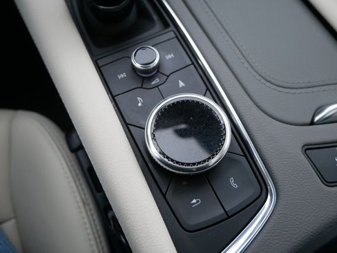 Used 2023 Cadillac XT6 Premium Luxury w/ Technology Package image 37