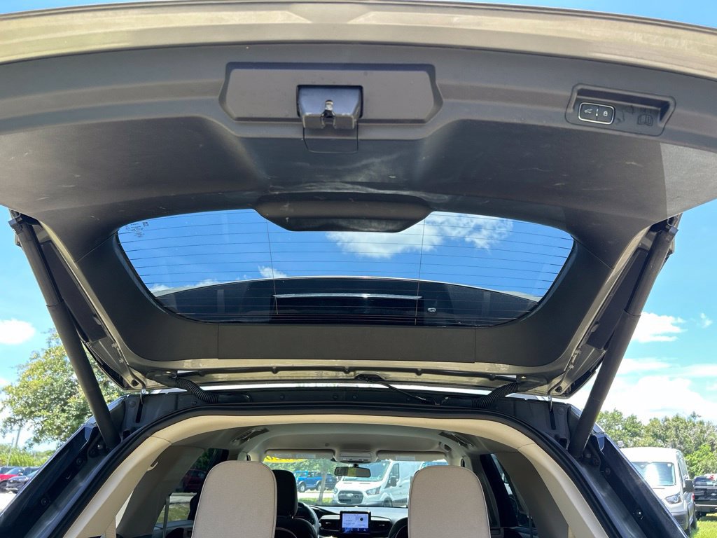 Used 2020 Ford Explorer XLT w/ Comfort Package RWD image 50