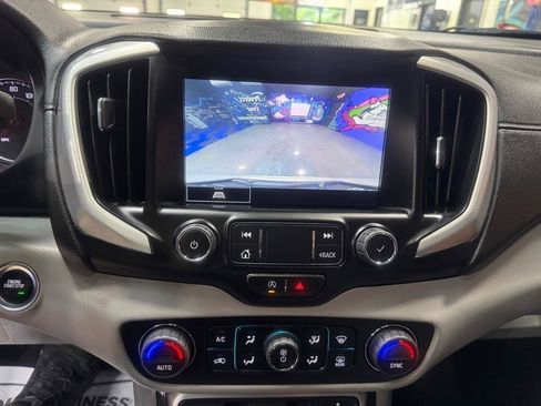 Used 2023 GMC Terrain SLT AWD/4WD image 21