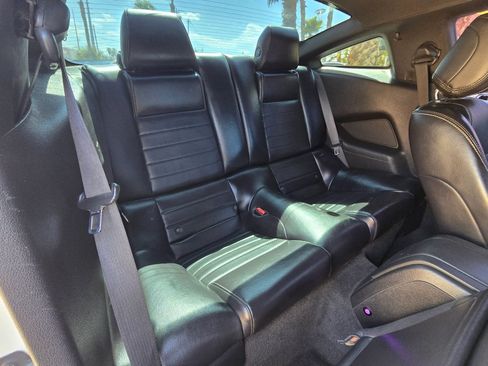 Used 2013 Ford Mustang GT Premium w/ Electronics Pkg RWD image 14