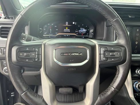Used 2022 GMC Yukon Denali AWD/4WD image 25