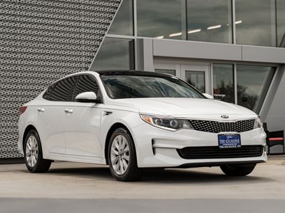 Used 2017 Kia Optima EX w/ Premium Package