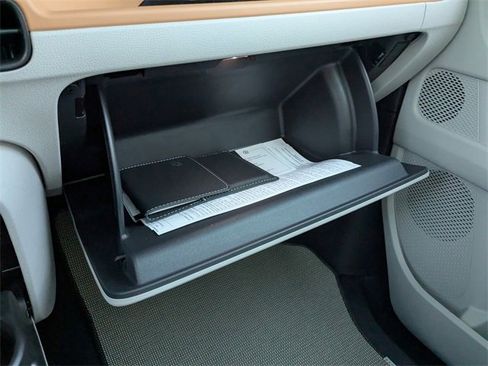 New 2025 Volkswagen ID. Buzz Pro S Plus image 23