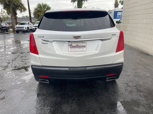 Used 2019 Cadillac XT5 Premium Luxury FWD image 4