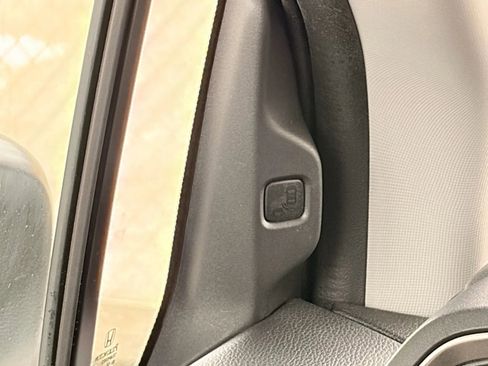 Used 2018 Honda Odyssey EX-L image 36