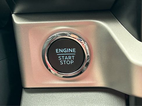 New 2026 Ford F250 XLT w/ XLT Premium Package AWD/4WD image 28