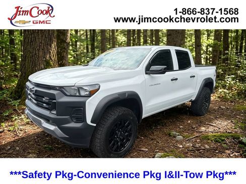 Certified 2024 Chevrolet Colorado Trail Boss AWD/4WD image 1
