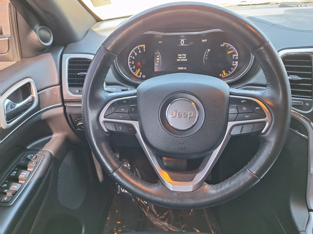 Used 2018 Jeep Grand Cherokee Limited AWD/4WD image 15