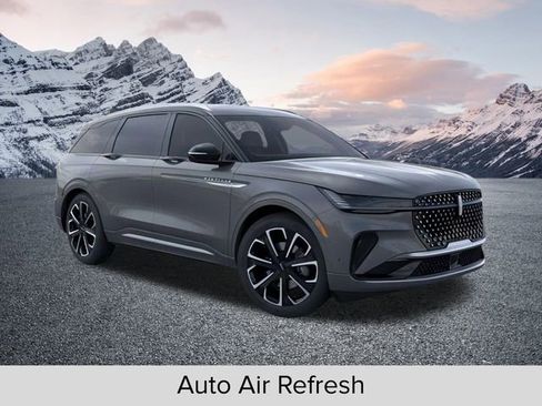 New 2024 Lincoln Nautilus Reserve w/ Equipment Group 202A image 8