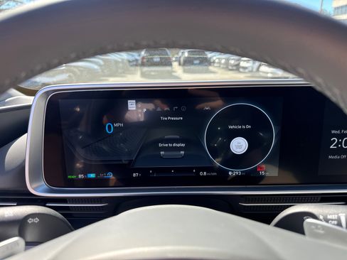 New 2025 Hyundai Ioniq 6 Limited image 20