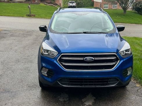 Used 2018 Ford Escape SE w/ SE Sport Appearance Package AWD/4WD image 6