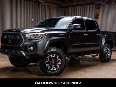 Used 2019 Toyota Tacoma TRD Off-Road image 4