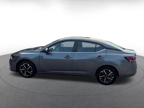 Used 2025 Nissan Sentra SV FWD image 8