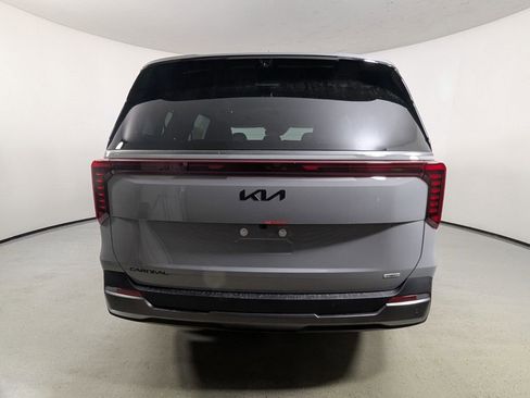 New 2026 Kia Carnival SX Prestige FWD image 6