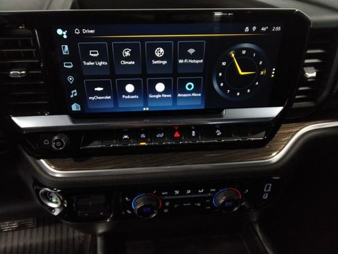 Used 2023 Chevrolet Silverado 1500 RST w/ Z71 Off-Road Package image 18