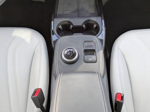 Used 2021 Ford Mustang Mach-E Premium image 15