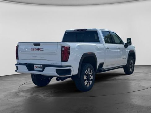New 2026 GMC Sierra 3500 Denali w/ Denali Reserve Package AWD/4WD image 7