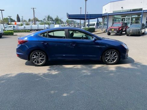 Used 2020 Hyundai Elantra Limited w/ Ultimate Package 03 FWD image 6